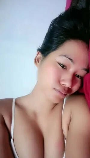 Vanisha2 Thumbnail Picture