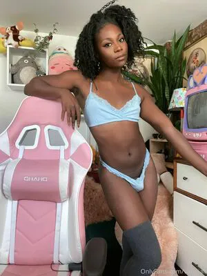 Vanniall OnlyFans Leaked Free Thumbnail Picture - #xYHRHphat0