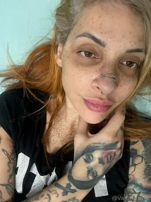 Vanplive OnlyFans Leaked Free Thumbnail Picture - #8jUKXx831N