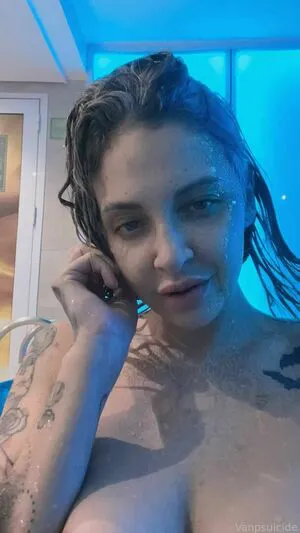 Vanpsuicide OnlyFans Leaked Free Thumbnail Picture - #C8SNOBQ0e3
