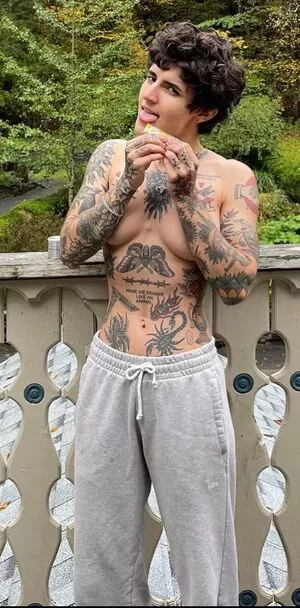 Vas Hal OnlyFans Leaked Free Thumbnail Picture - #crwD9g50CH