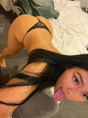 Vaynenz Thumbnail Picture