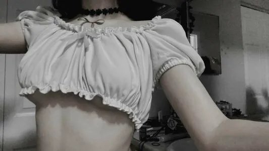 Veildose OnlyFans Leaked Free Thumbnail Picture - #dolnJh7wbG