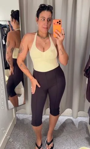 Vendewaa OnlyFans Leaked Free Thumbnail Picture - #Q7BxYrEA99