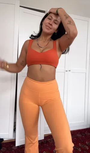 Vendewaa OnlyFans Leaked Free Thumbnail Picture - #SrL62MiUnT