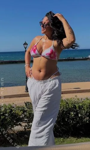Vendewaa OnlyFans Leaked Free Thumbnail Picture - #UGVxN9BjF6