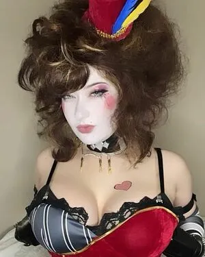 Venom Wifey Thumbnail Picture