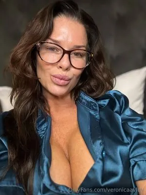 Veronica Avluv OnlyFans Leaked Free Thumbnail Picture - #6HTuBfFiGf