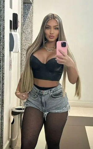 Vickyaisha OnlyFans Leaked Free Thumbnail Picture - #LAO2Ipk0mJ