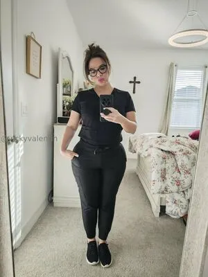Vickyvalentin OnlyFans Leaked Free Thumbnail Picture - #RAAOWVEaFs