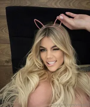 Victoriavikymiky Thumbnail Picture