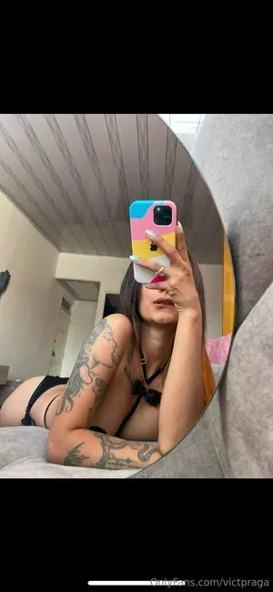 Victpraga OnlyFans Leaked Free Thumbnail Picture - #0amAaMDryx
