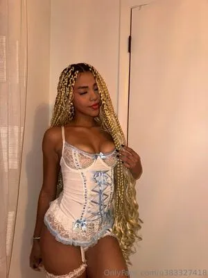 Vikadgomez OnlyFans Leaked Free Thumbnail Picture - #Hc5dwvEi7u