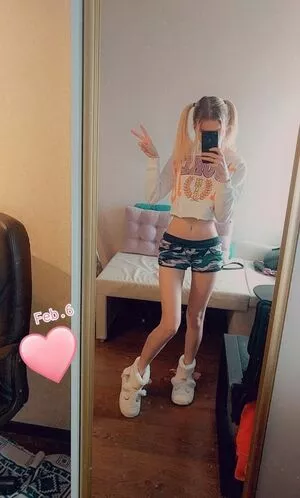 Vikneska OnlyFans Leaked Free Thumbnail Picture - #HPNKSeNHyc