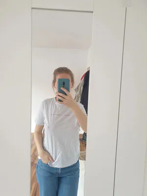 Vinted Ebay OnlyFans Leaked Free Thumbnail Picture - #fOf46K4gCk
