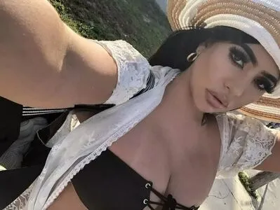 Violetcakes Thumbnail Picture