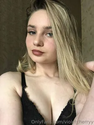 Violetcherryy OnlyFans Leaked Free Thumbnail Picture - #HK8G4baSpl