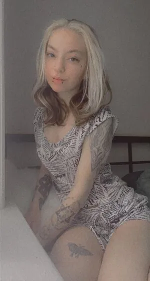 Violets Cabaret OnlyFans Leaked Free Thumbnail Picture - #QmIT9bIjCm