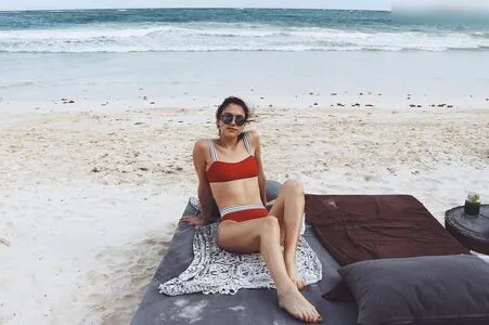 Violett Beane OnlyFans Leaked Free Thumbnail Picture - #ucFDecCdkd