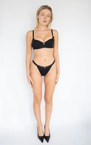Violette Windal OnlyFans Leaked Free Thumbnail Picture - #tELFxZdfdk