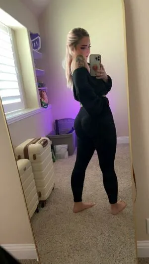Vipeachy OnlyFans Leaked Free Thumbnail Picture - #A87MMB020F