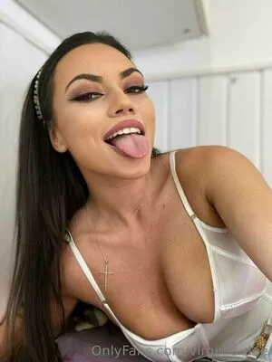 Virginia Dee OnlyFans Leaked Free Thumbnail Picture - #OfsJcst5AM