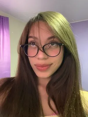 Vivianabueno13 Thumbnail Picture