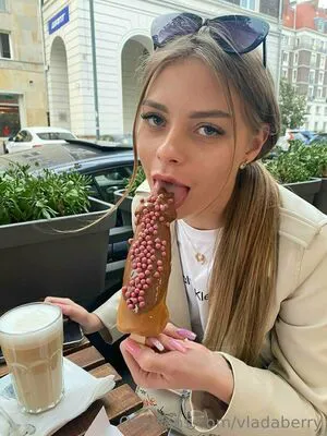 Vladaberry OnlyFans Leaked Free Thumbnail Picture - #merdANDsgo