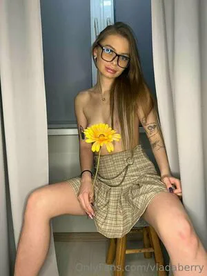 Vladaberry OnlyFans Leaked Free Thumbnail Picture - #srDdBZxmNA