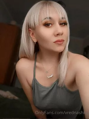 Vrednashka OnlyFans Leaked Free Thumbnail Picture - #5tQ1Aw8033