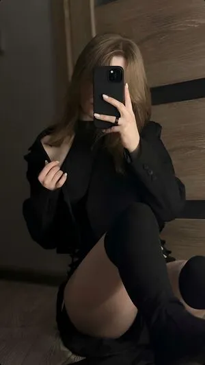 Vwemor OnlyFans Leaked Free Thumbnail Picture - #4YdTJ8RhJ7