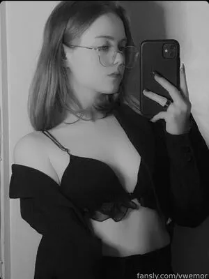 Vwemor OnlyFans Leaked Free Thumbnail Picture - #92fzTv3Vjf