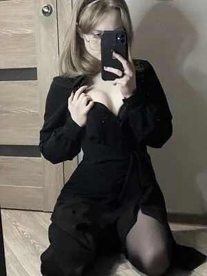 Vwemor OnlyFans Leaked Free Thumbnail Picture - #Q2Jv4j4Er0