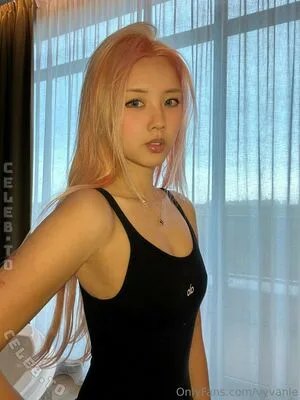Vyvanle OnlyFans Leaked Free Thumbnail Picture - #ImoAIfZuke