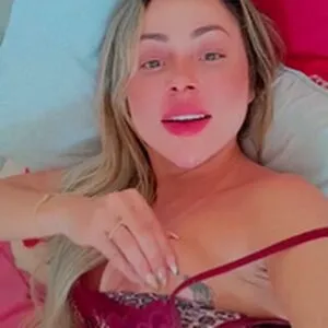 Wanessa Fernandes Thumbnail Picture