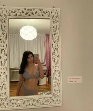 Weirdrole Profile Thumbnail