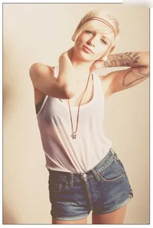 Wer Ist Dieses Model Thumbnail Picture