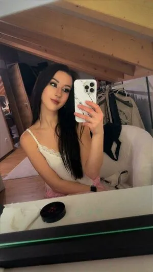 White Paws OnlyFans Leaked Free Thumbnail Picture - #P4kcdcnV1D