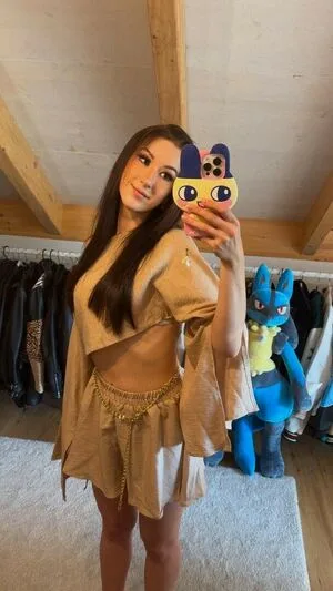 White Paws OnlyFans Leaked Free Thumbnail Picture - #gpeEbMfM2b