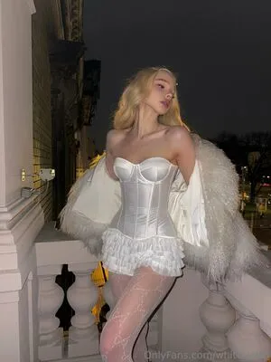 White Vikki OnlyFans Leaked Free Thumbnail Picture - #vcUnVQONGp