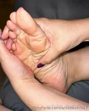 Whitebxtch27 Thumbnail Picture