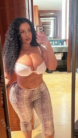 Whitechoccolat OnlyFans Leaked Free Thumbnail Picture - #isWrF8410v