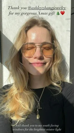 Willa Fitzgerald Thumbnail Picture