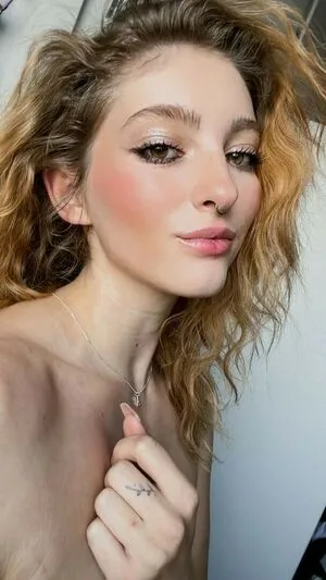 Willow Shields OnlyFans Leaked Free Thumbnail Picture - #MsVgaA7Yis