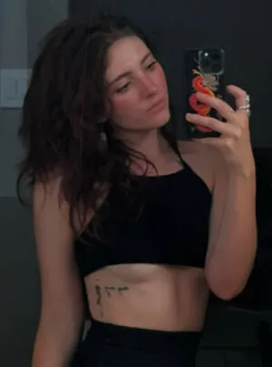 Willow Shields OnlyFans Leaked Free Thumbnail Picture - #f4JNcjB3iQ