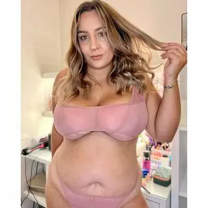 X Carlyloves X Thumbnail Picture