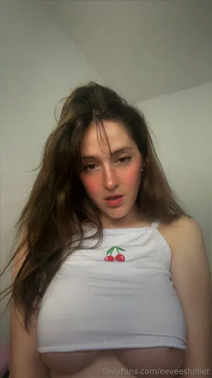 Xeeveex Thumbnail Picture