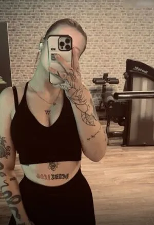 Xenia Tina Marie Thumbnail Picture
