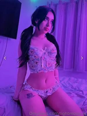 xlightmoonx OnlyFans Leaked Free Thumbnail Picture - #sFi2hylhj0