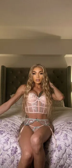 Xoelenaxo Thumbnail Picture